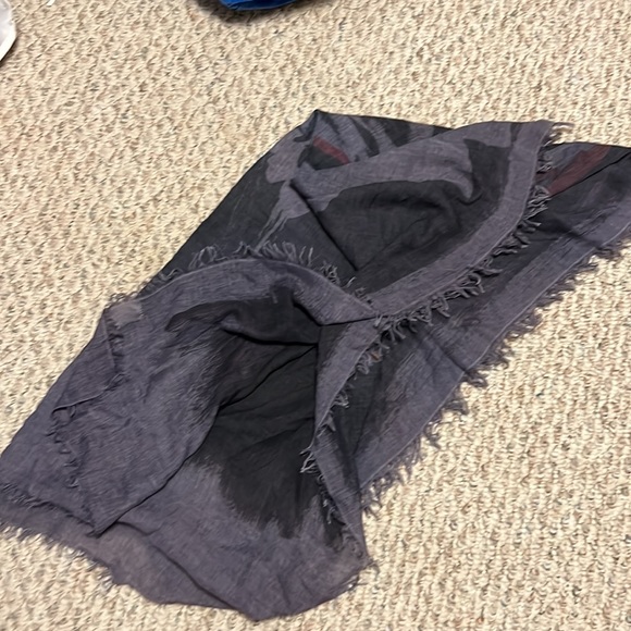 Scarf - Picture 4 of 4